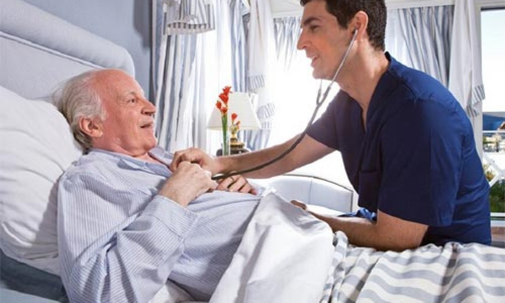 چگونه از بیماران بستری در خانه مراقبت کنیم؟