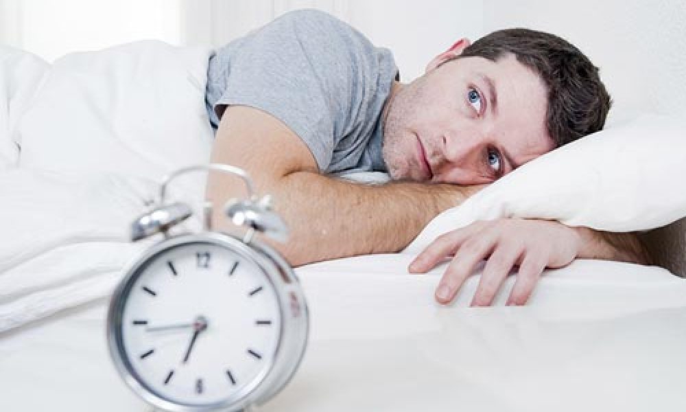 چگونه ساعت خوابمان را در روزهای قرنطینه تنظیم کنیم؟