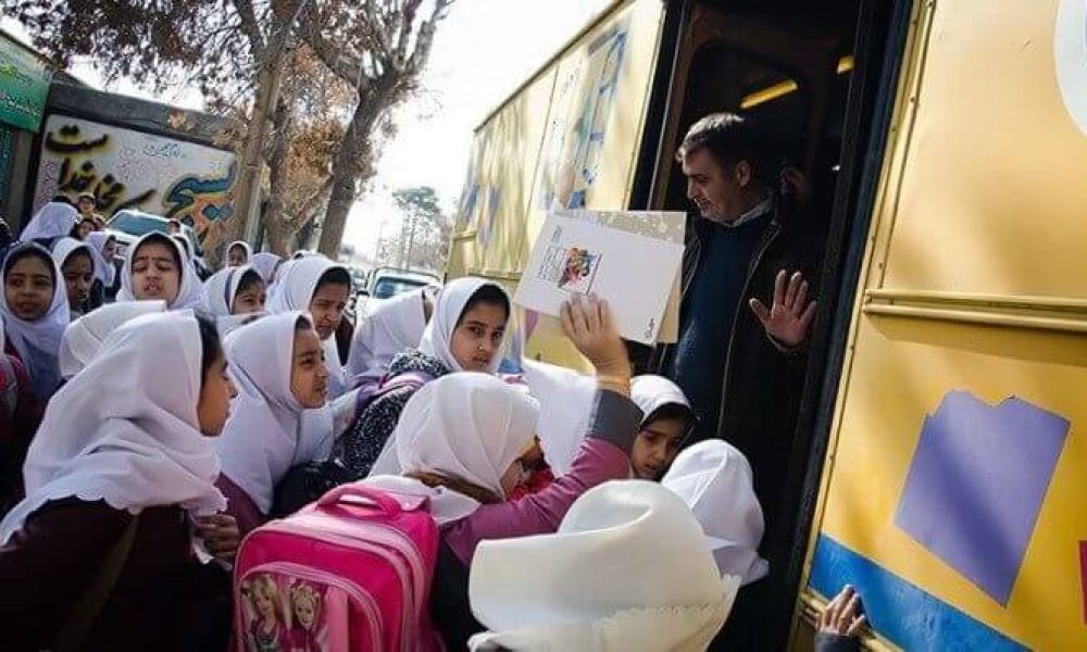 کتابخانه‌های سیار در مناطق محروم و روستایی استان سمنان راه‌اندازی می‌شود