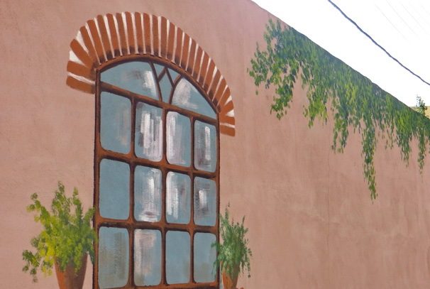 اجرای طرح سنتی بر روی دیوارهای سطح شهر کلید خورد