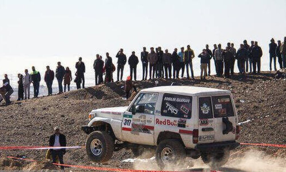 برگزاری  مسابقات اتومبیل رانی آفرود قهرمانی کشور در سمنان/گزارش تصویری