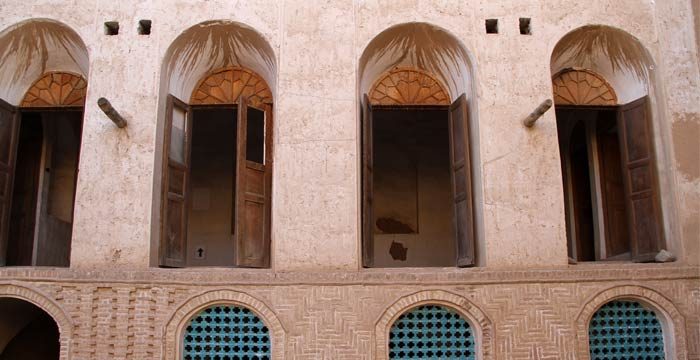 همنشینی”سنت و مدرنیته”در خانه‌های تاریخی سمنان