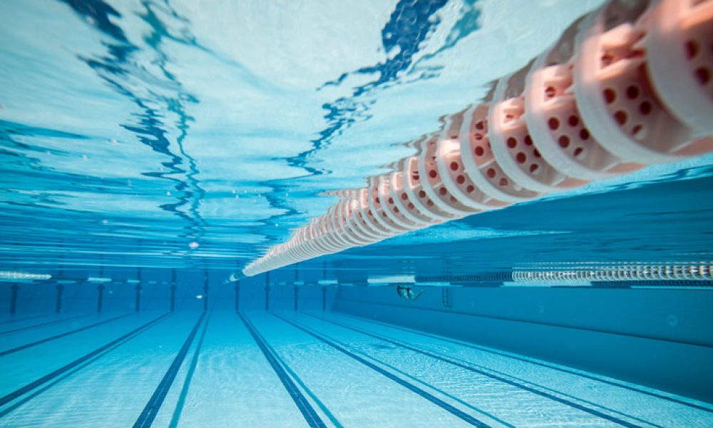 برنامه استخر سرپوشیده نور