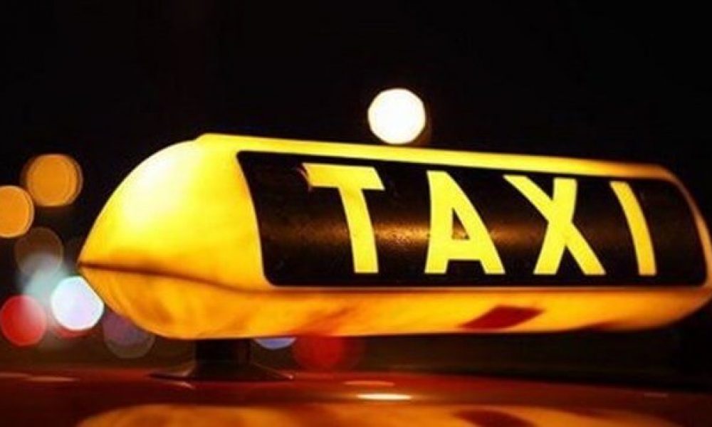 تاکسی های سمنان مجهز به کارتخوان می شوند