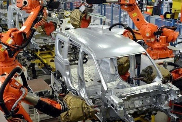 سمنان قطب سوم خودروسازی کشور می‌شود