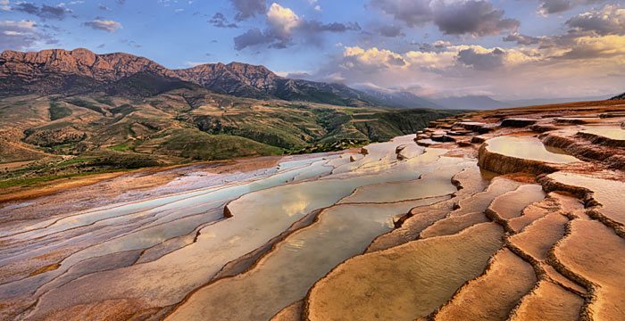 «گردشگری» ظرفیتی مهم برای تحقق اقتصاد مقاومتی در استان سمنان
