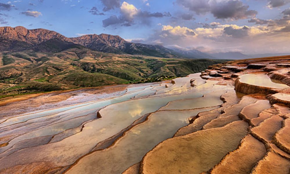 «گردشگری» ظرفیتی مهم برای تحقق اقتصاد مقاومتی در استان سمنان