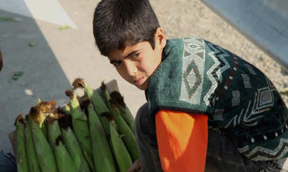 اجرای طرح جمع‌آوری دستفروشان در خیابان امام خمینی(ره) سمنان