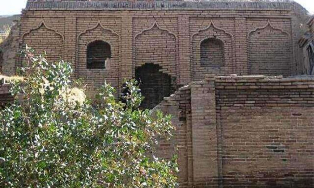 خانه تاریخی خطیبی سمنان مرکز اقامتی می‌شود