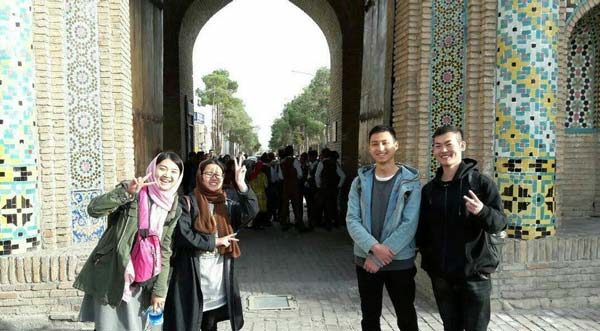 حضور گردشگران نوروزی در شهرستان سمنان ۱۸۰ درصد رشد داشت