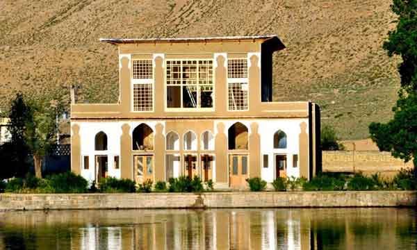 افزایش ۴۶ درصدی ورود گردشگران به سمنان/آینده روشن گردشگری در سمنان