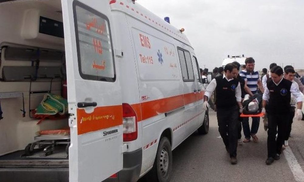 مرگ ۲ نفرو مصدومیت تعدادی از دانشجویان دانشگاه دامغان در سانحه واژگونی مینی بوس