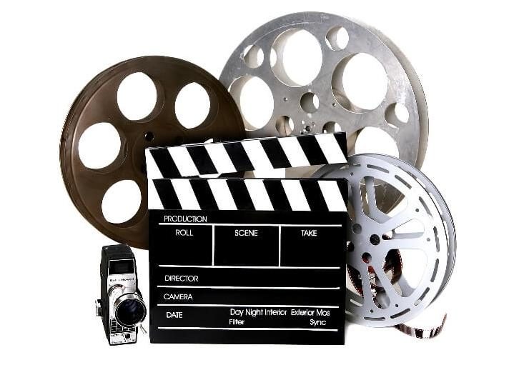 ۴۹فیلم در جشنواره منطقه‌ای سینمای کومش رقابت می کنند