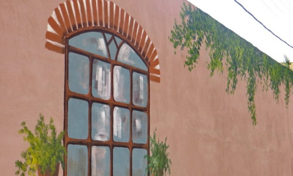 اجرای طرح سنتی بر روی دیوارهای سطح شهر کلید خورد