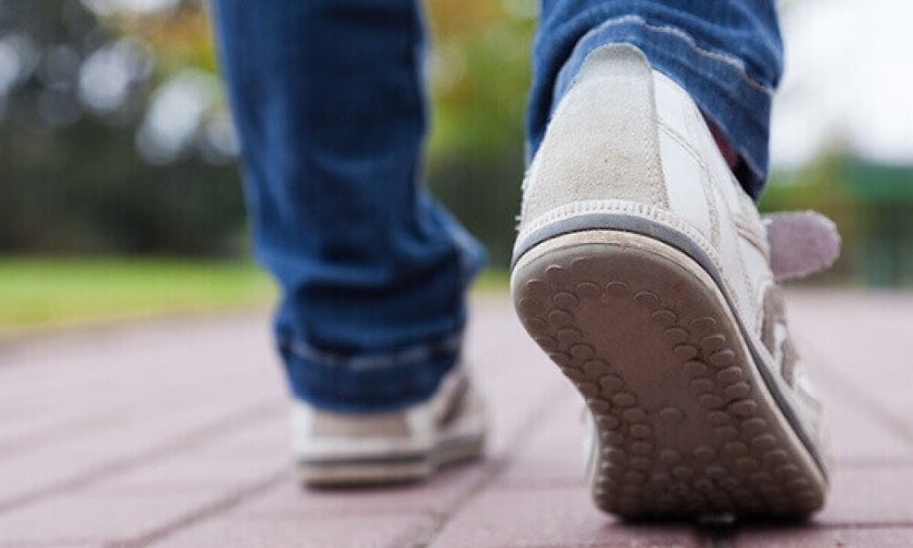 برگزاری همایش پیاده‌روی در سمنان به مناسبت دهه فجر