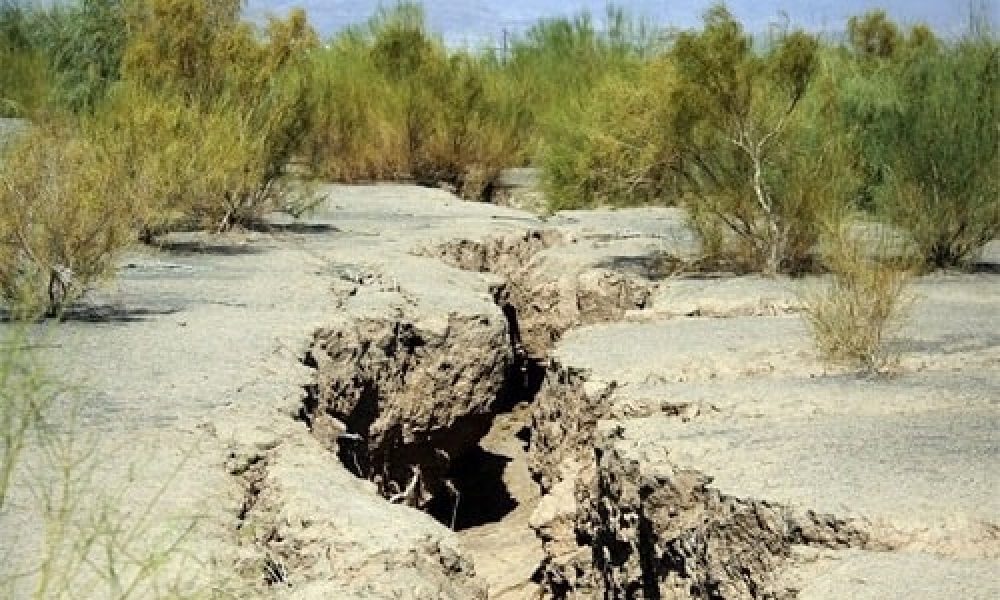 دشت‌های سمنان، میامی و دامغان پذیرای بیشترین تغییرات نشست زمین در استان