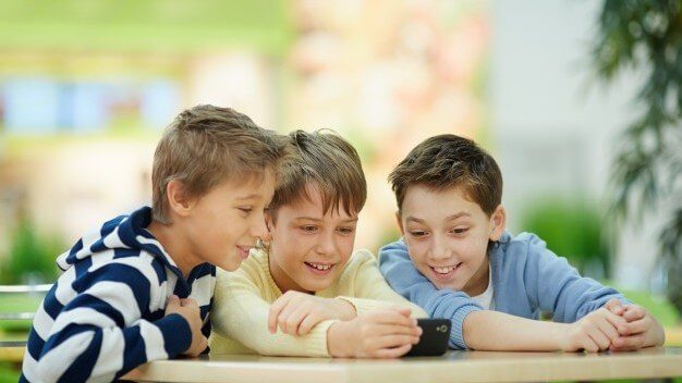 دسته‌ها، گروه‌ها و حلقه‌ها!/گفت وگو