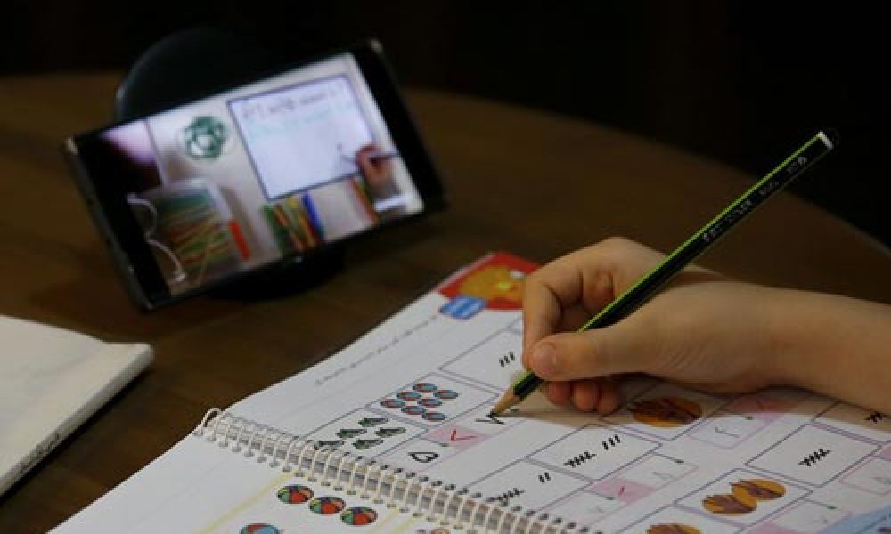 کلاس‌های درسی تلویزیون برای دانش‌آموزان ( روز شنبه ۶ اردیبهشت)