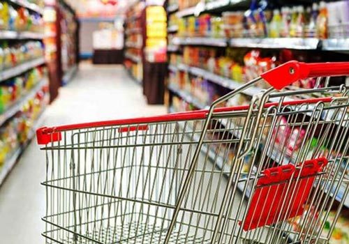 ذخایر کالاهای اساسی با وجود کرونا در استان سمنان تامین است