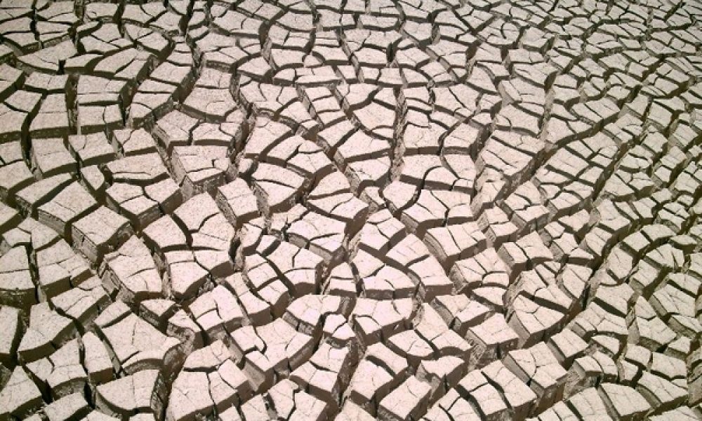 تبخیر آب در سمنان سه برابر متوسط جهانی