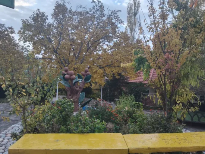 تصویر خانه معلم شهمیرزاد