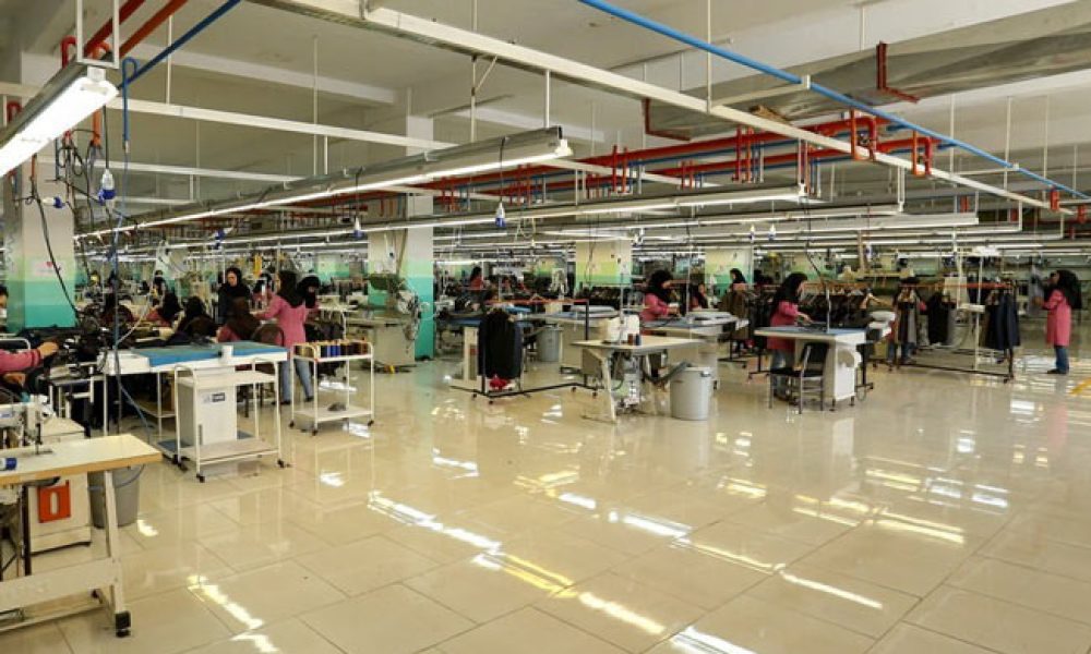 سمنان ۲۰۰ واحد تولیدی راکد و نیمه تعطیل دارد