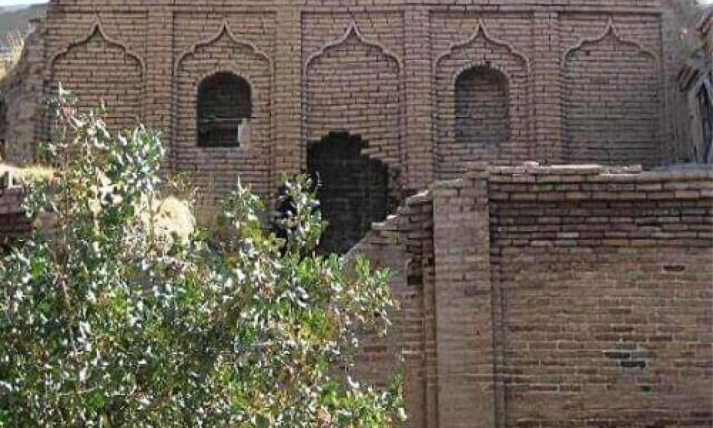 خیابان کهنه دژ محور گردشگری شهر سمنان می شود