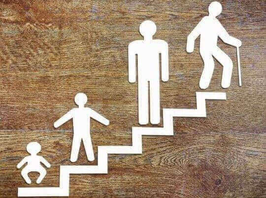 زنان استان سمنان ۵ سال بیشتر از مردان عمر می کنند