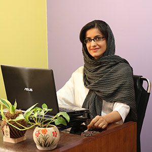 مونا اشرفی شهمیرزادی