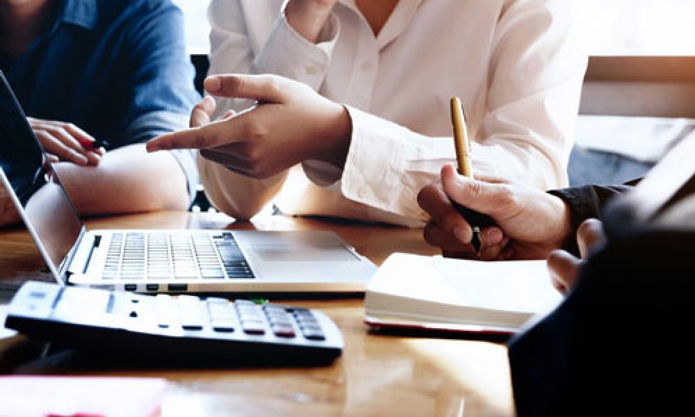 ۱۶۰ مشاور تحصیلی به دانش‌آموزان پشت کنکوری سمنان خدمات ارایه می‌دهند