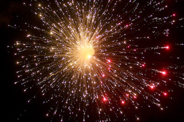 جشن های ویژه دهه فجر با عنوان” جشنی به رنگ انقلاب” در سمنان برگزار می شود