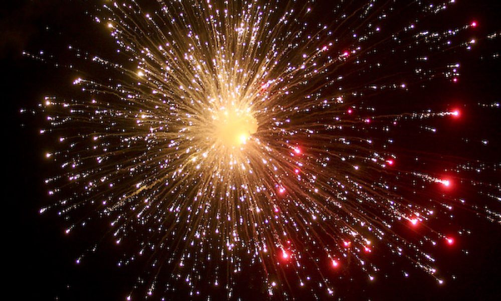 جشن های ویژه دهه فجر با عنوان” جشنی به رنگ انقلاب” در سمنان برگزار می شود