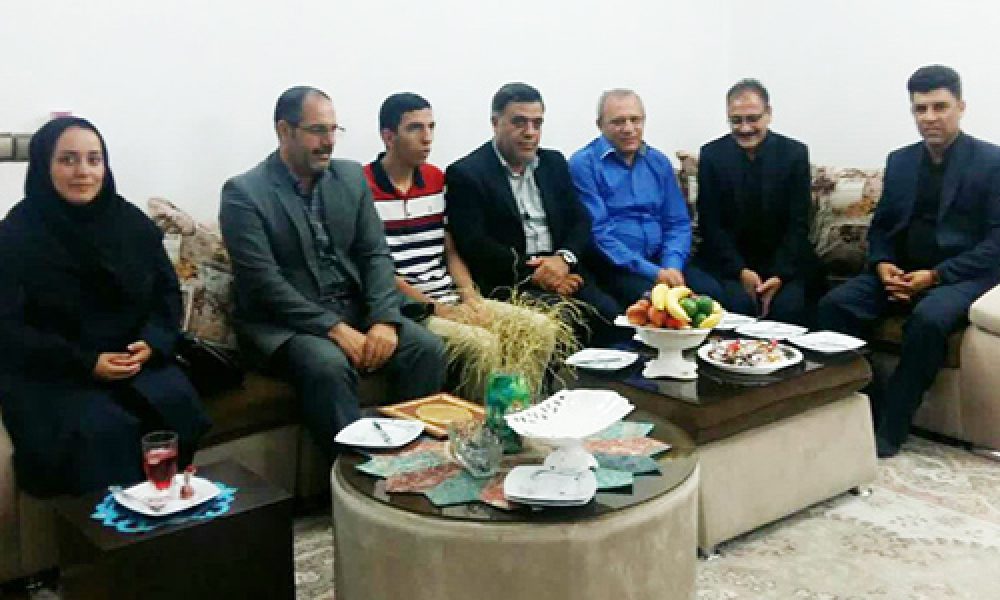 کسب رتبه ۲ رقمی کنکور توسط دانش آموز نابینا