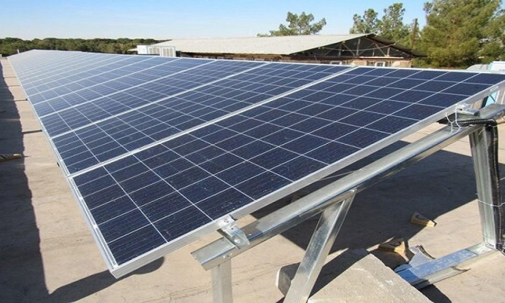 افتتاح نیروگاه خورشیدی ۱۰کیلوواتی دانشگاه فنی و حرفه‌ای سمنان