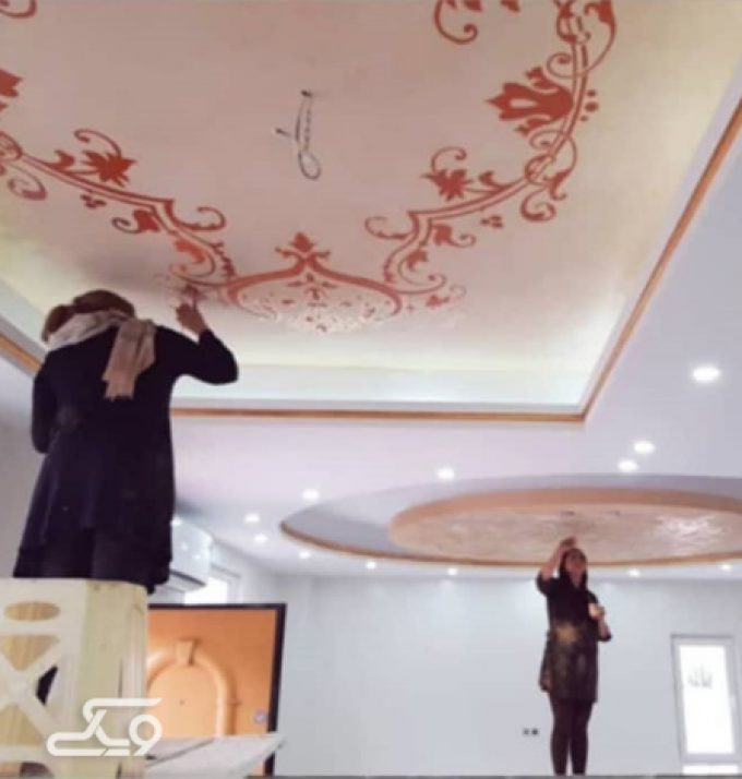 نقاشی روی سقف