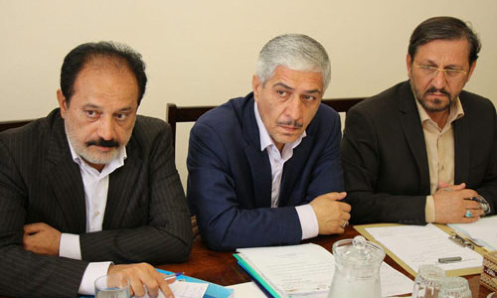 لزوم بهره گیری از ظرفیت های مجلس و دولت برای رفع مشکلات استان