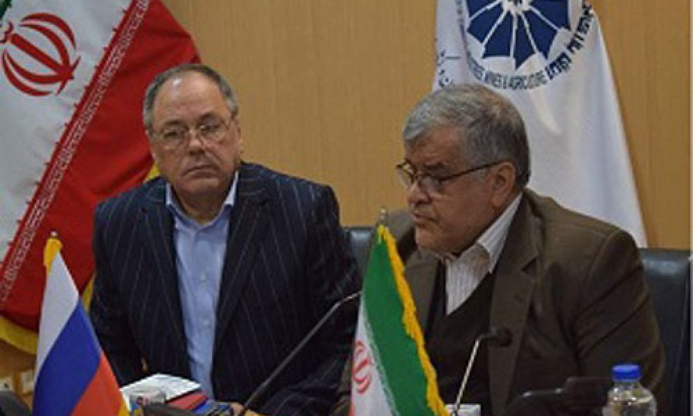 رایزنی‌ ها برای توسعه روابط اقتصادی سمنان و روسیه