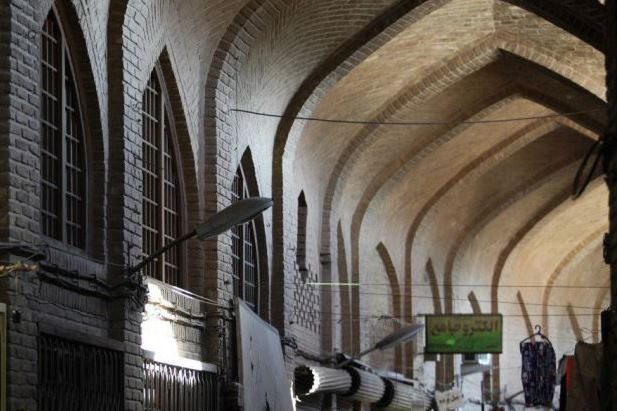 بازار تاریخی سمنان نشست می‌کند!