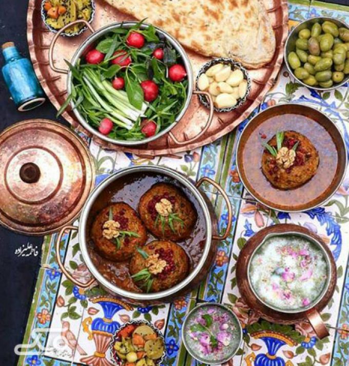 سفره خانه سنتی شبهای آرام