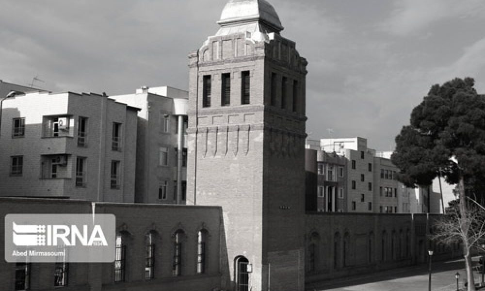 سوت تاریخی کارخانه سمنان آغازگر آیین گرامیداشت زبان سمنانی