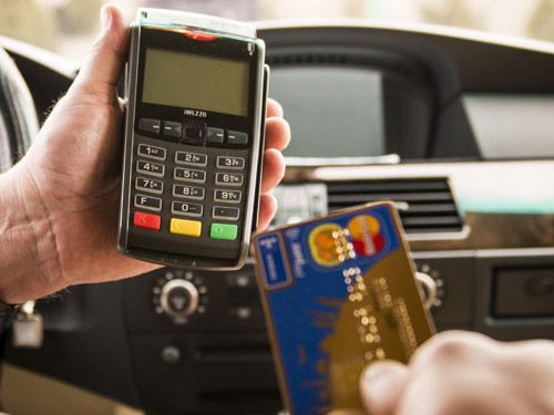 تاکسی‌های بدون کارتخوان در شهر سمنان تجهیز می‌شوند