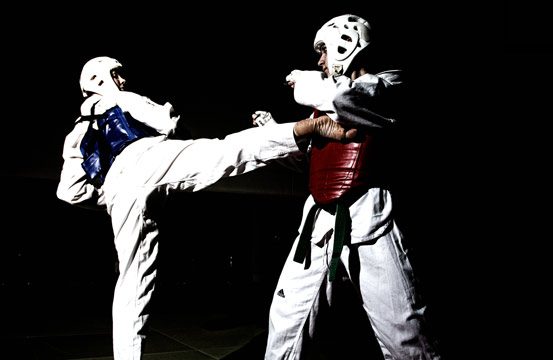 قضاوت داورسمنانی در مسابقات تکواندو در قزاقستان