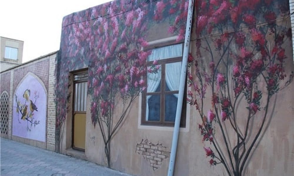 دیوارهای شهر سمنان نقاشی می‌شوند