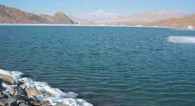 بارش‌های بهاری بندهای خاکی استان سمنان را پر آب کرد