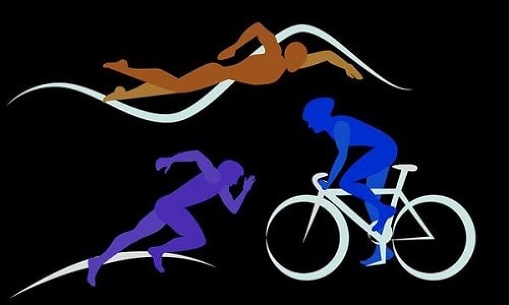 ورزشکار سه‌گانه سمنان در رقابت‌های کشوری اول شد