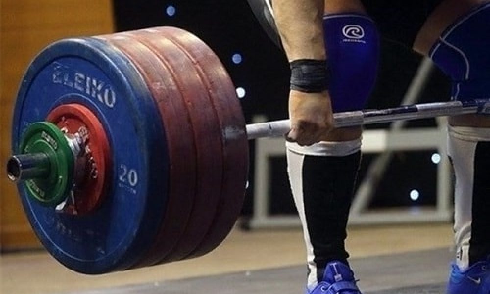 حضور ۱۱ وزنه‌بردار سمنانی در رقابت‌های کشوری