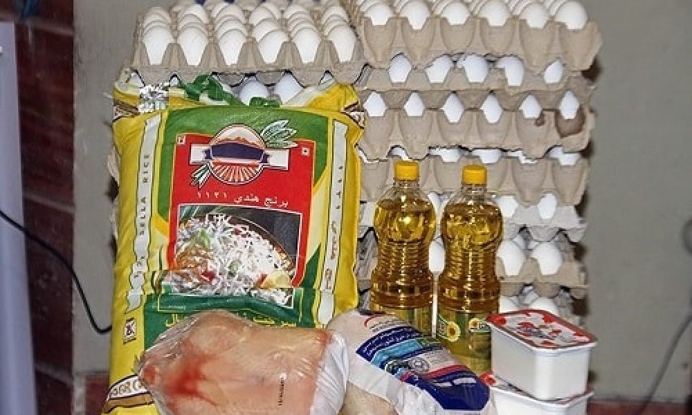 توزیع کالاهای اساسی در طرح تنظیم بازار سمنان