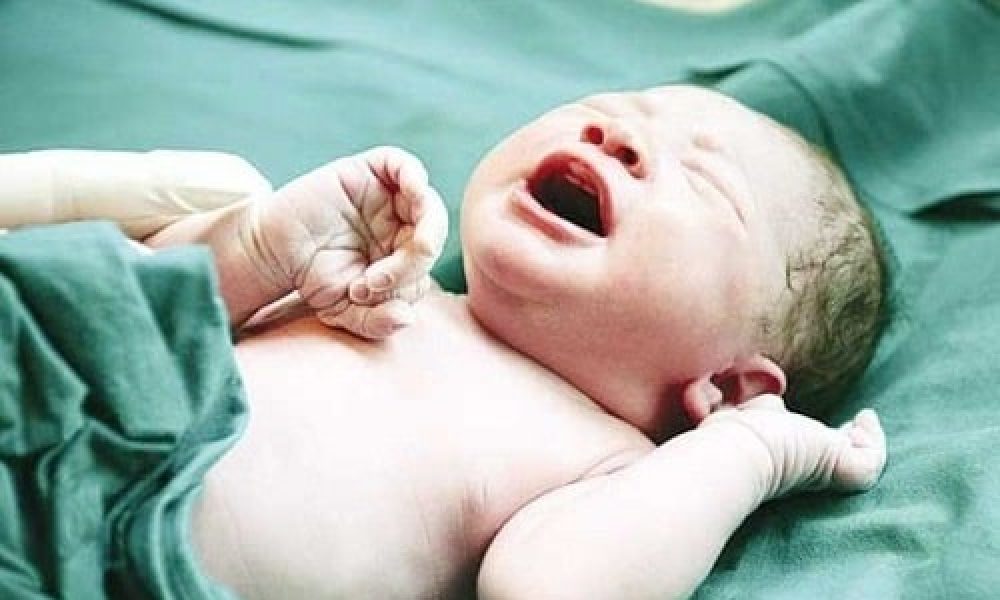 کاهش ۱۵ درصدی فرزندآوری سمنانی‌ها