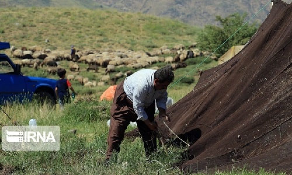 کوچ زودهنگام عشایر سمنان به مناطق قشلاقی