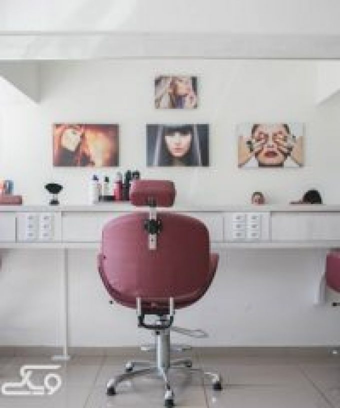 الیزا غیاثی، مدرس کاشت ناخن در تکنیک ژل و فرم های رویی